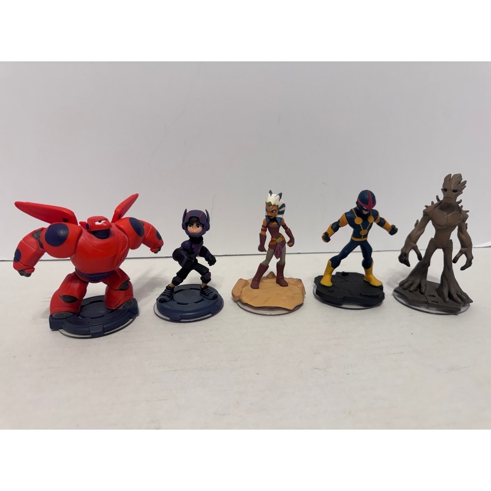 Disney Infinity 2.0 Character figurine pieces lot Marvel Star Wars 5 pieces
